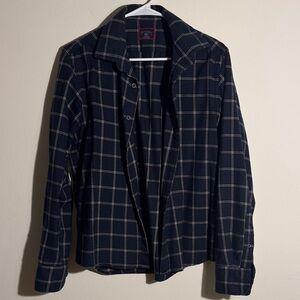 UNTUCKit Woman’s Checkered Button Down Shirt